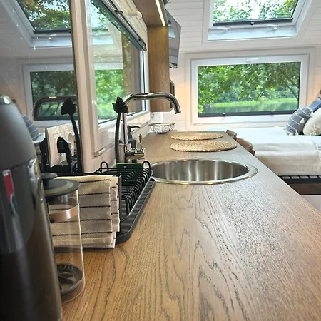 Polwysep Zacisze - Tiny House Village Przywidz  Zimmer foto