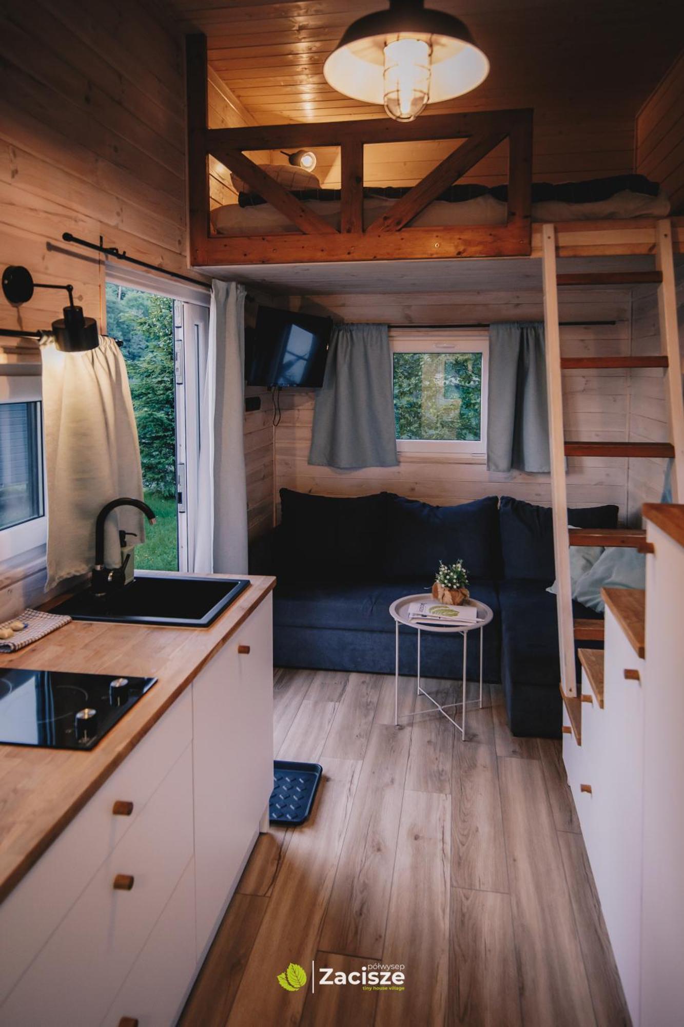 Polwysep Zacisze - Tiny House Village