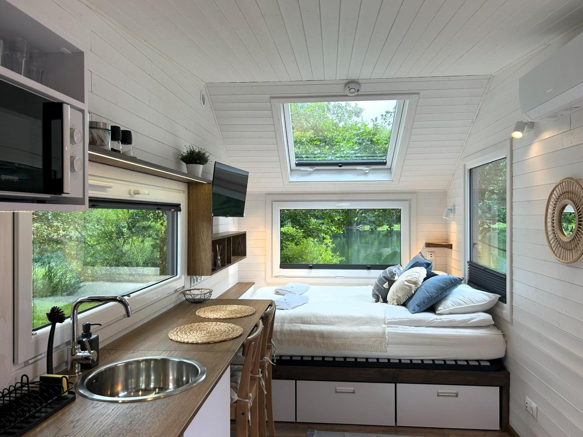 Polwysep Zacisze - Tiny House Village Campingplatz *